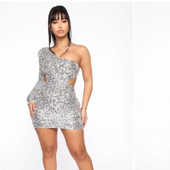 fashion nova cut out mini dress Hardware Long Sleeve Crepe High Neck, Andrea Mini Dress in Black, Size XS,